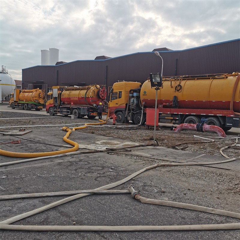 罗田污水池清理